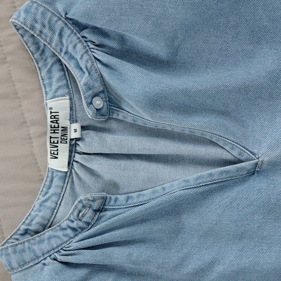 Velvet Heart Denim Almafi Light Skyfall Top Sz M - Picture 9 of 10